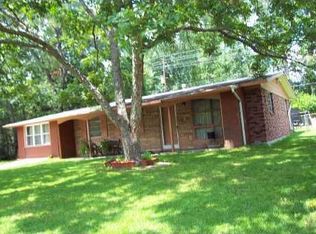 318 Woodley Rd, Savannah, GA 31419