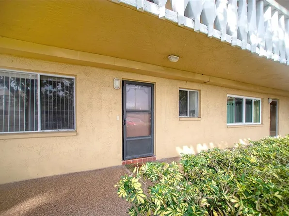 8950 Park Blvd APT 104, Seminole, FL 33777