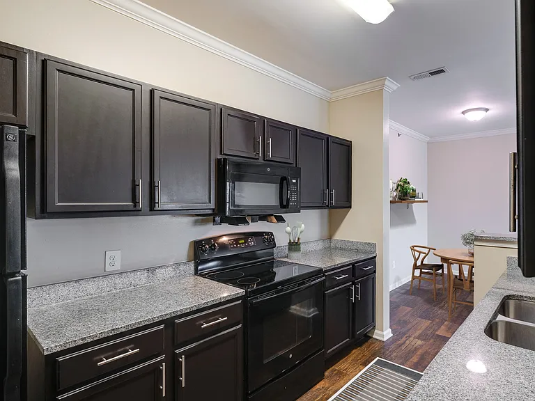 Jackson - 1 Bed / 1 Bath - 851 Sq.Ft.