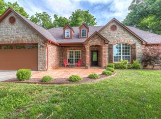 15827 Colonial Ln, Skiatook, OK 74070