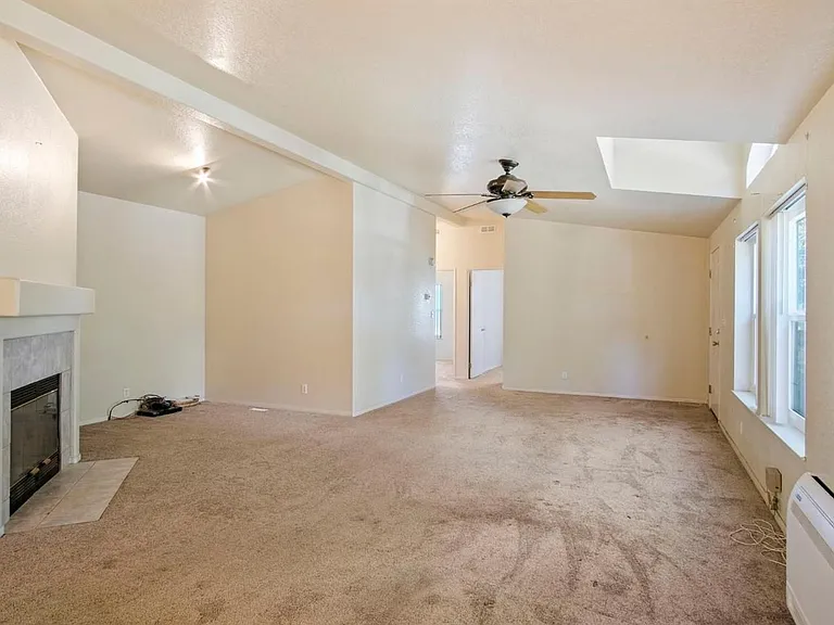 788 E Willow Ave — Photo 26