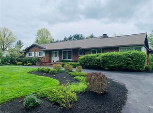 2480 Deborah Dr, Beachwood, OH