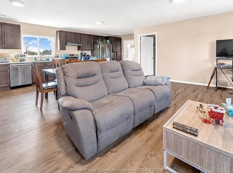 1282 Stuart Blvd #UPPER — Photo 3
