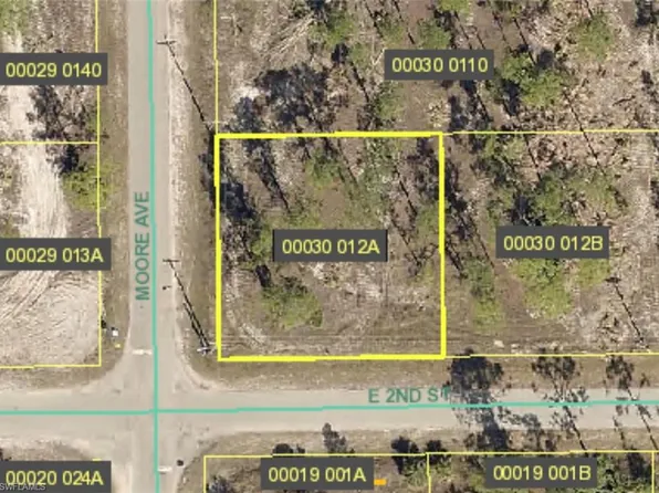 4001 E 2nd St, Lehigh Acres, FL 33936