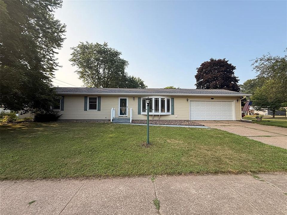 1st image of 1470 Cummings Avenue