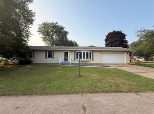 1470 Cummings Avenue, Eau Claire, WI 54701