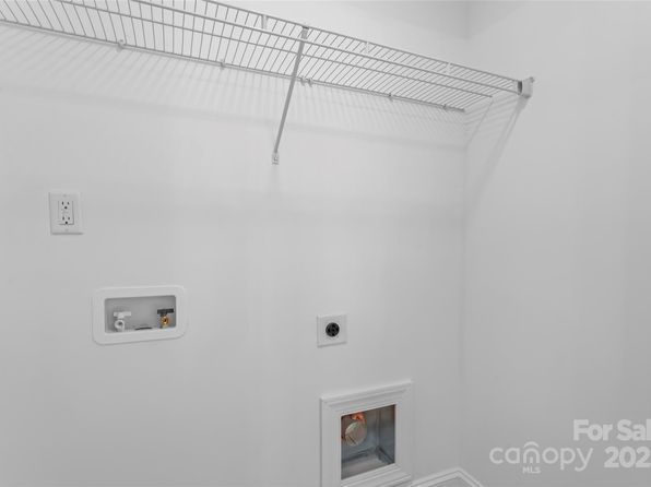 charlotte-north-carolina-6238228 picture