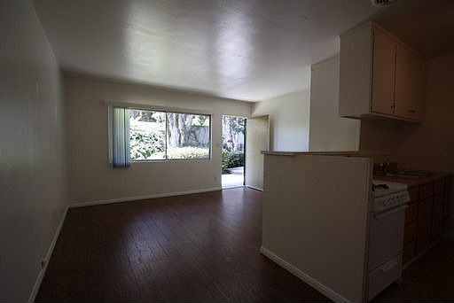 1st image of 1024 Turquoise St APT C