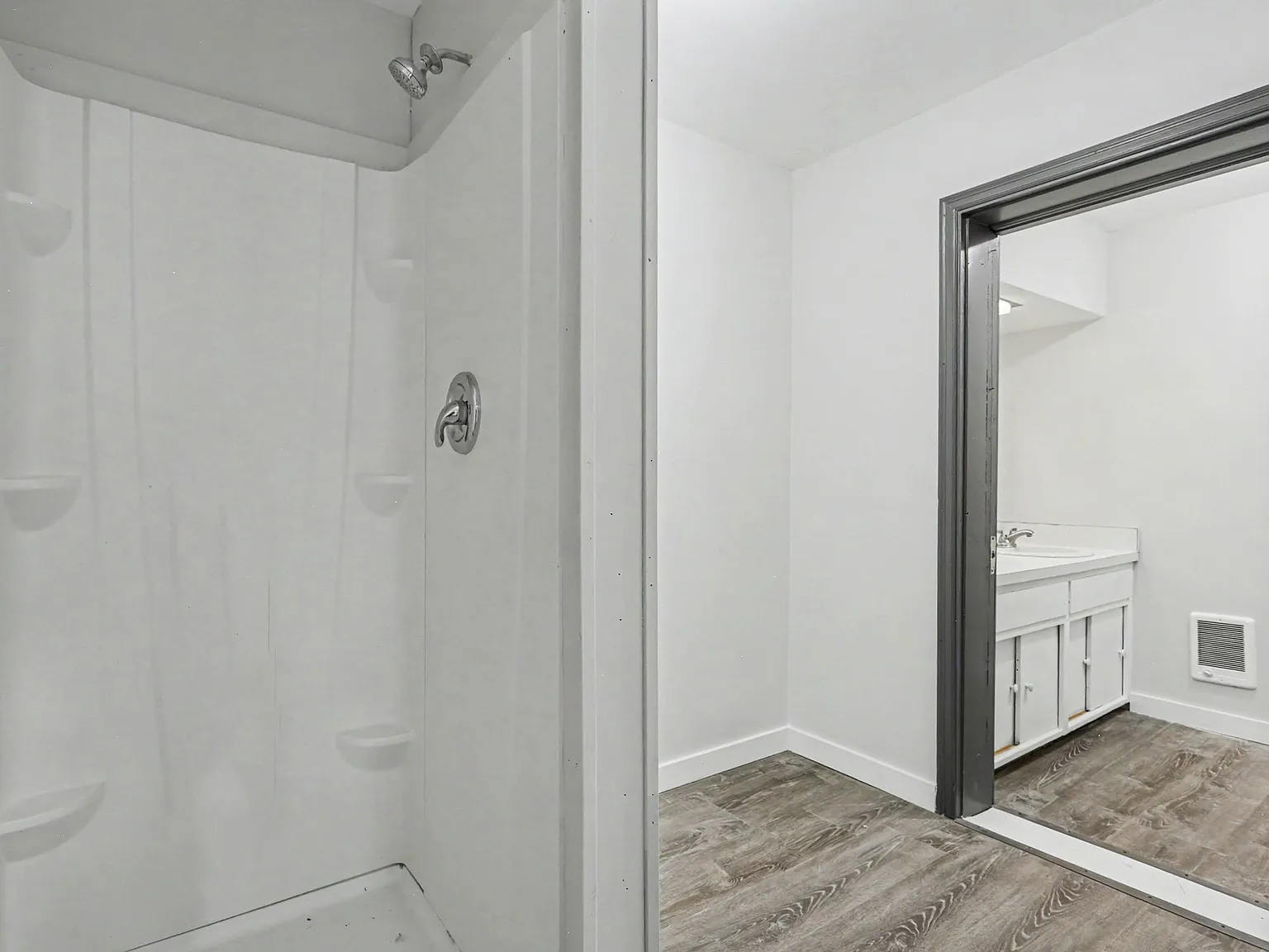 2 bed, 3064 sqft, $1,950 — Photo 4