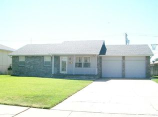 5855 W Broadway Ave, Great Bend, KS 67530
