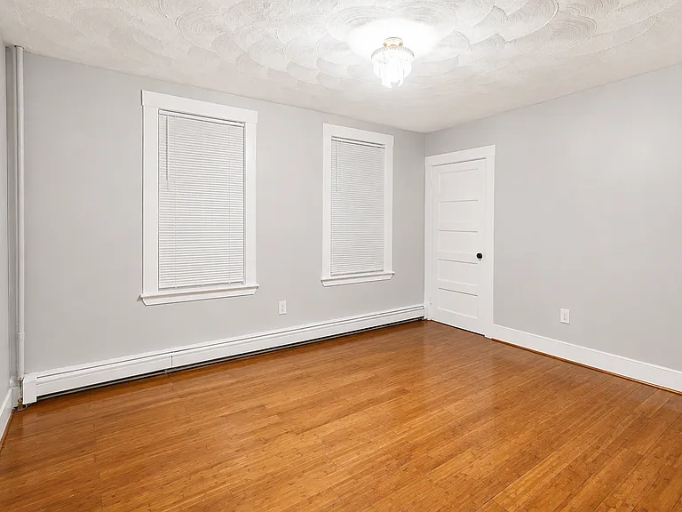 71 Thornton St #1 — Photo 5