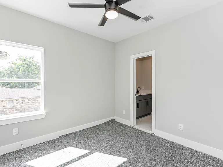 3547 Dreyfus St — Photo 24