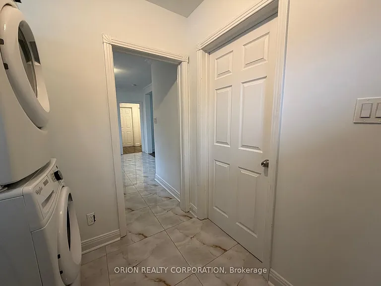 266 Viewmount Ave — Photo 4