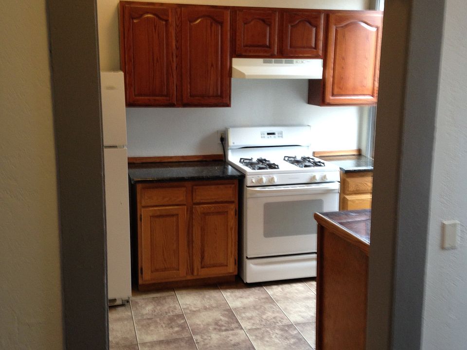 1st image of 1201 Everett Ave APT 1
