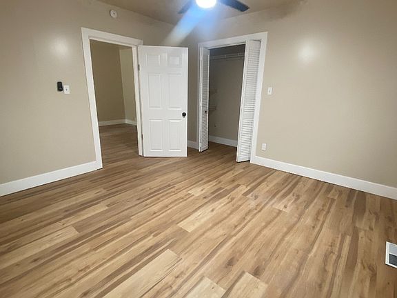 5th image of 3600 Marvin Ave
