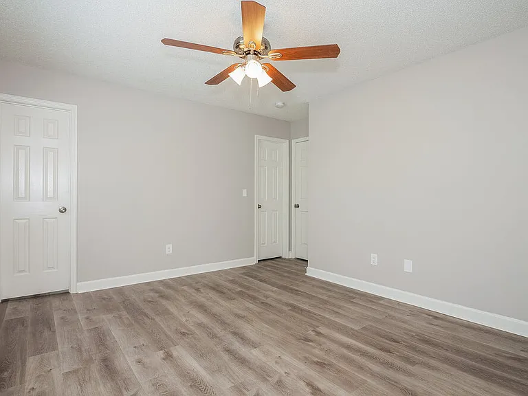 10512 Wilson Glen Dr — Photo 10