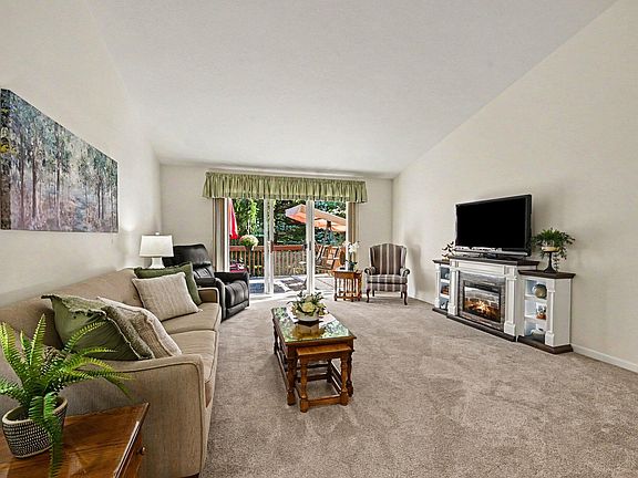 5th image of 1635 Quail Run Dr #77