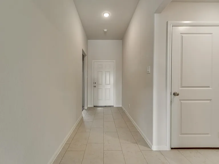 4909 Cleves Ave — Photo 17