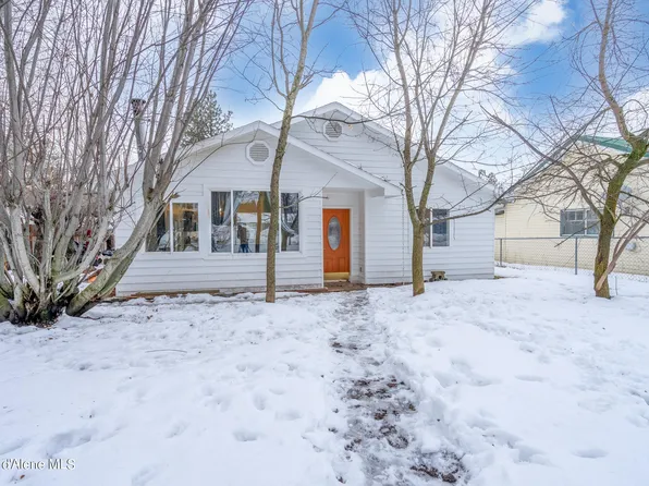 32023 N 4th Ave, Spirit Lake, ID 83869