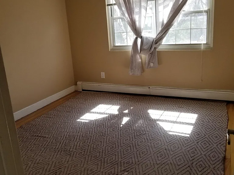 68 Preston St #4D — Photo 5