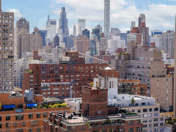 60 East End Avenue image 6 of 11