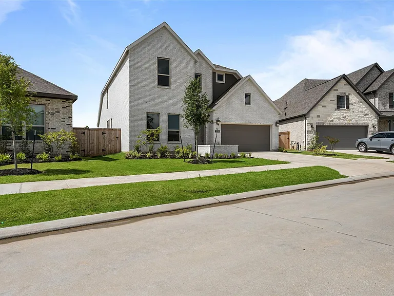22119 Shrimp Plant Ln — Photo 3