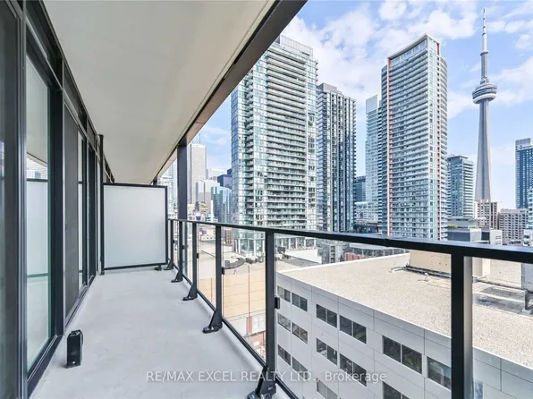 125 Peter St, Toronto, ON