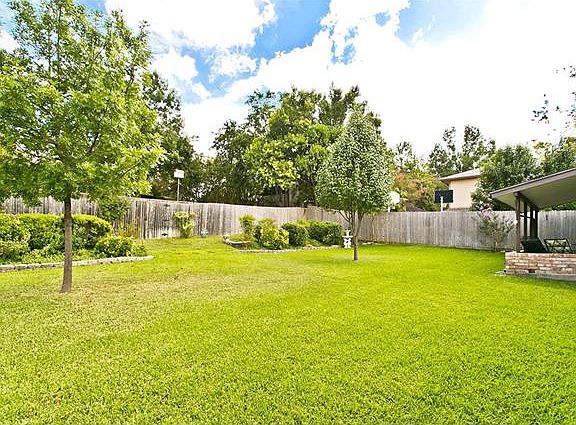 5th image of 3226 Hampden Dr