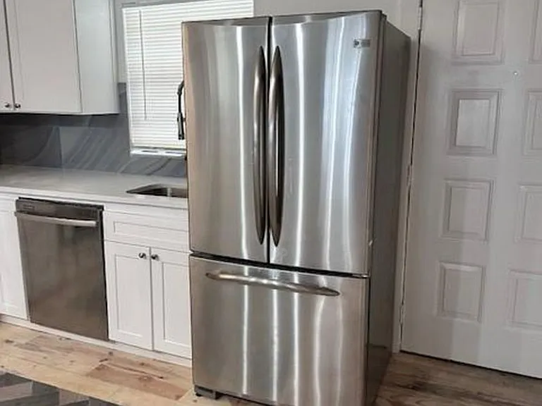 9395 Pennsylvania Ave #9 — Photo 13