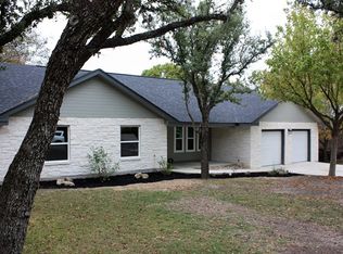 115 W Spanish Oak Ln, Kerrville, TX 78028