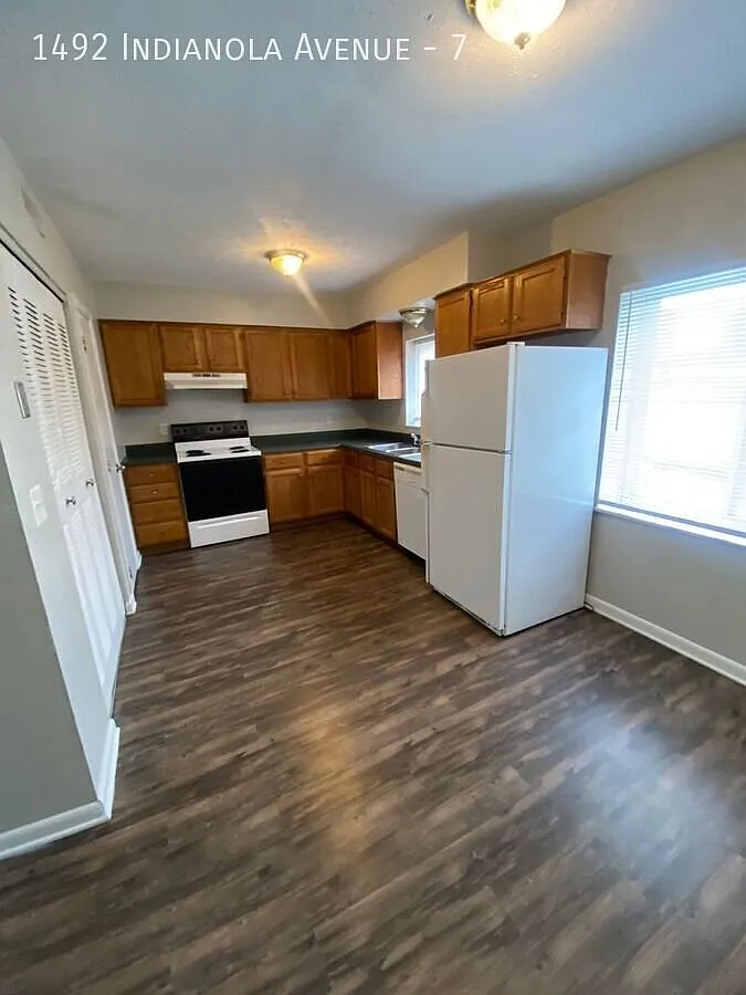 Available August 2027 - 2 Bedroom Townhome! — Photo 4