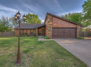 8318 E 63rd Ct S, Tulsa, OK 74133