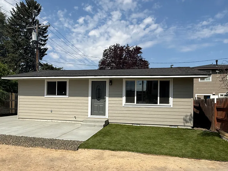 1410 S Joyce St #100 — Photo 1