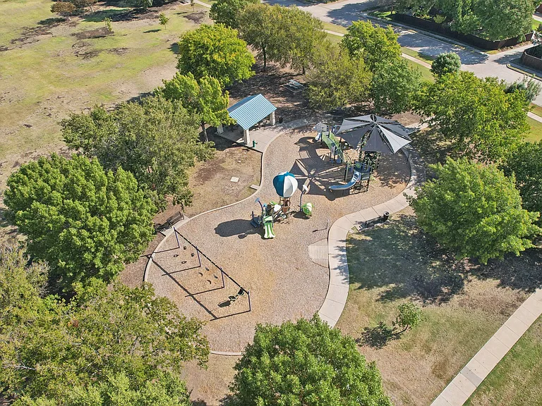 1531 Home Park Dr — Photo 64