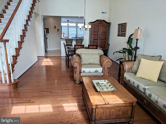 5th image of 37974 Bayview Cir E