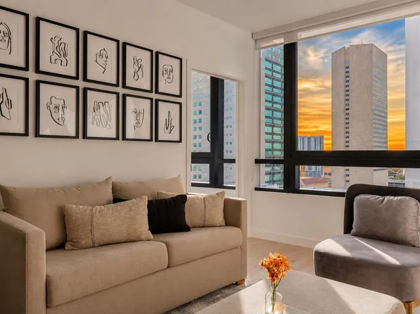 225 N Miami Ave, Miami, FL