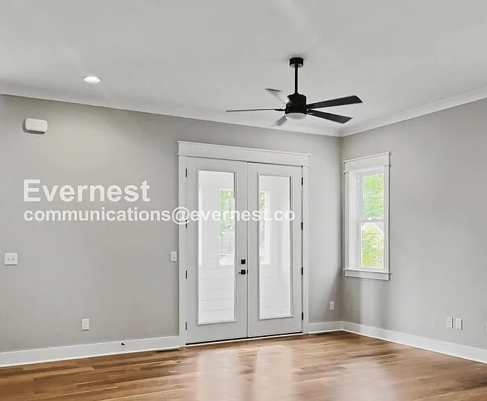 121 Lucile St — Photo 7