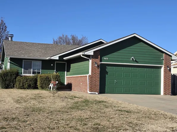 1613 E Autumn Pl, Goddard, KS 67052