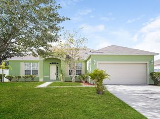 2863 Berkshire Cir, Kissimmee, FL 34743