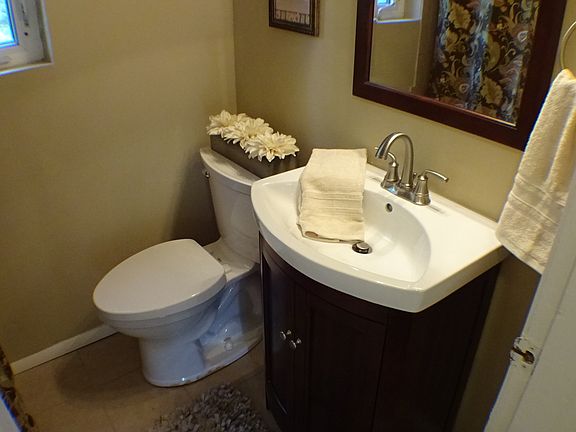 5th image of 1131 Madeleine Cir