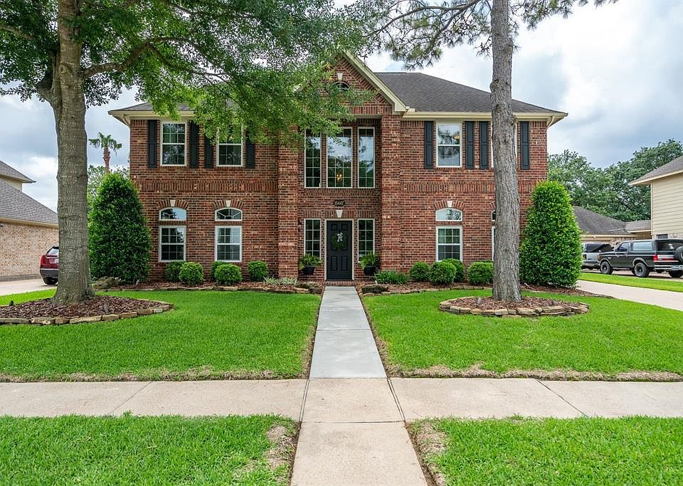 1st image of 15447 Copper Branch Ln