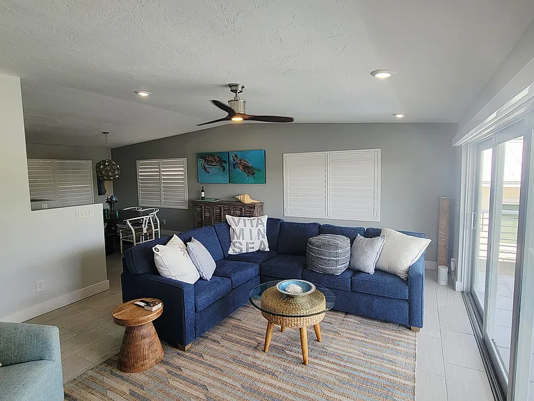 N Coconut Palm Blvd — Photo 16