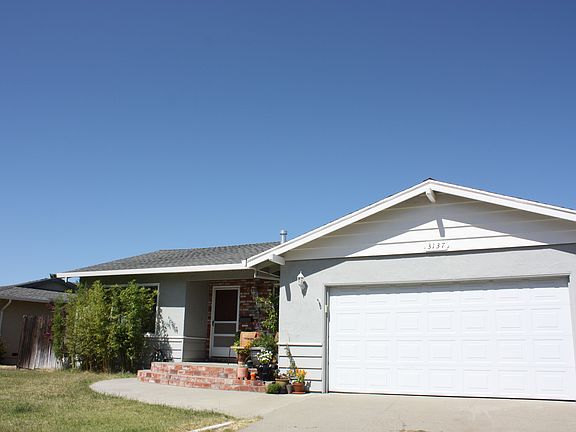 2nd image of 3137 S Francisco Way