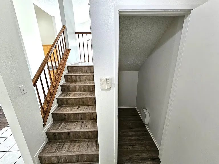 24657 Carolyn Ave — Photo 17