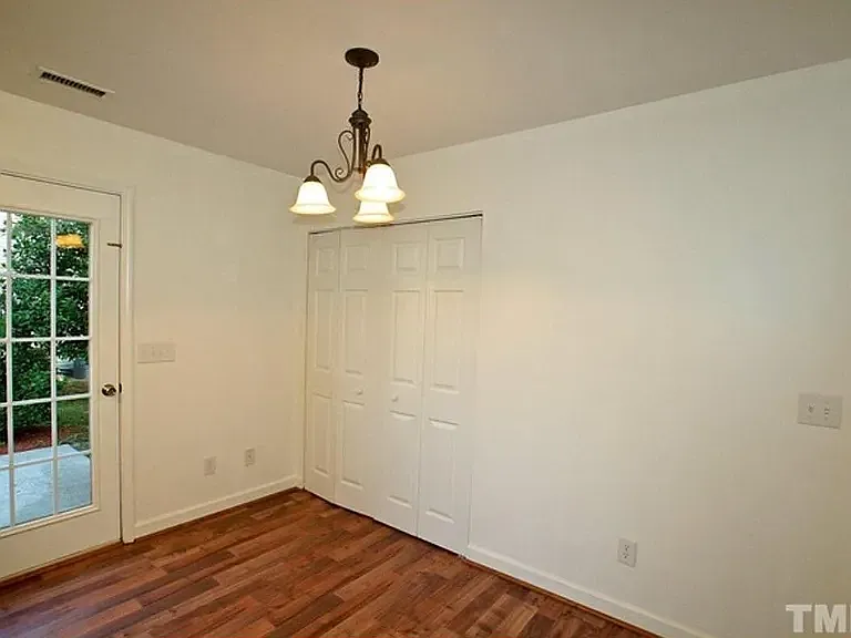 3 bed, 1150 sqft, $1,800 — Photo 4
