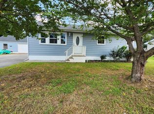132 Quaker Rd, Pennsville, NJ 08070