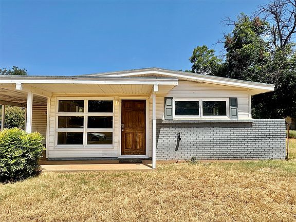 2nd image of 107 Laurel Dr