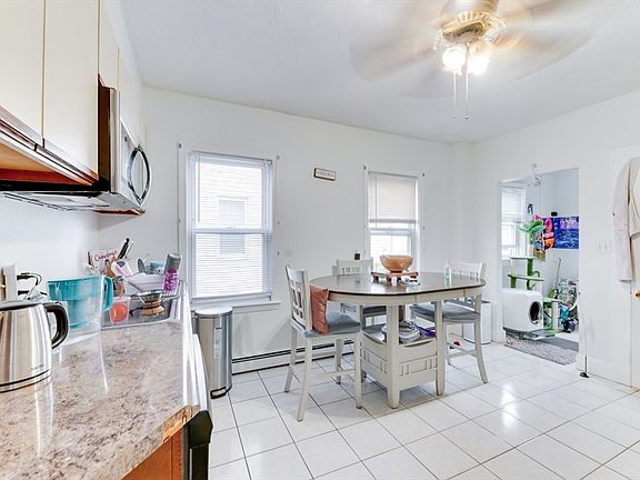 4th image of 32 Myrtle St