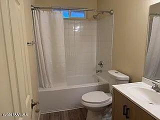 216 S Rush St #A — Photo 7