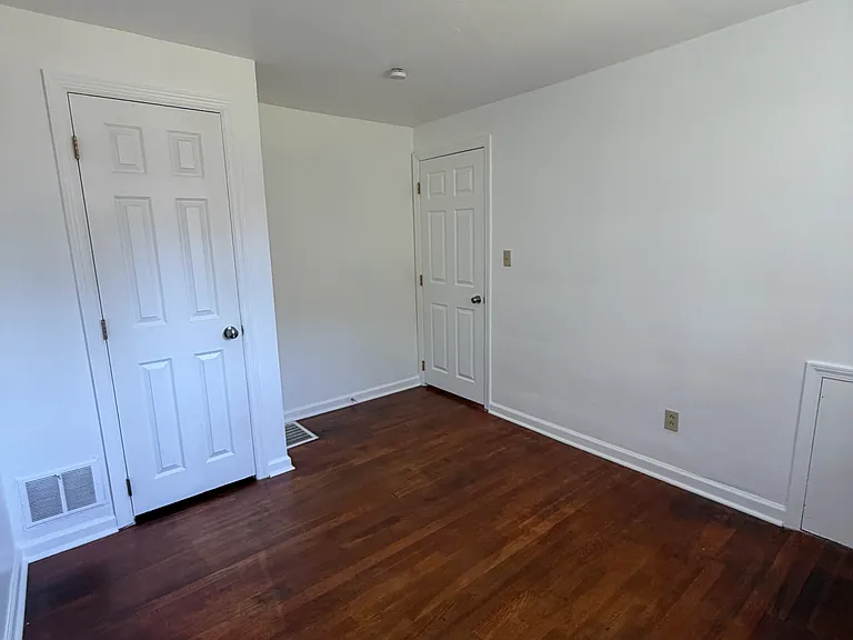 164 Lynnwood Dr — Photo 15